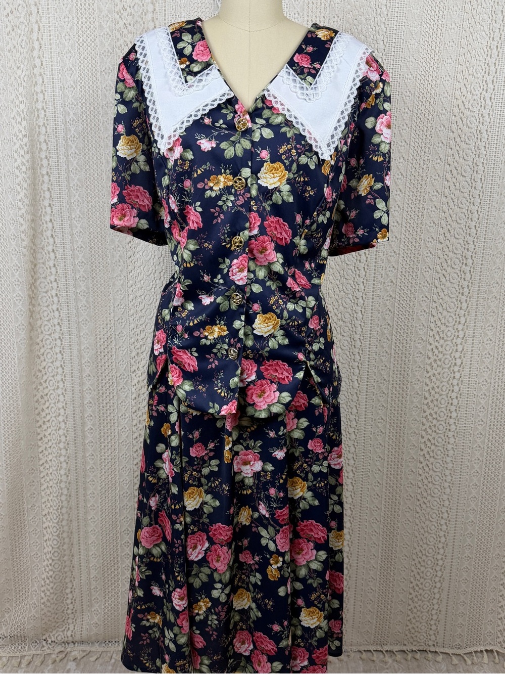Whirlaway Frocks Navy Floral Set with White Lace Collar
